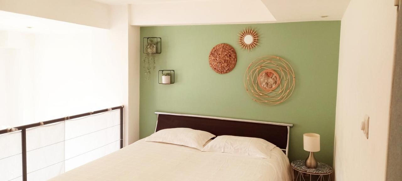 35M2, Luminous Loft Close To The Beach วีลล์ฟรองซ์-ซูร์-แมร์ ภายนอก รูปภาพ