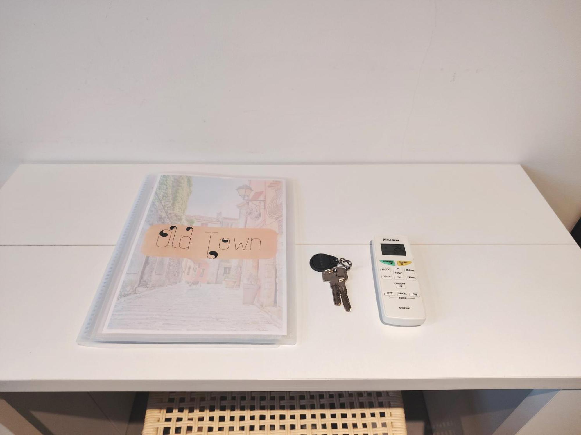 35M2, Luminous Loft Close To The Beach วีลล์ฟรองซ์-ซูร์-แมร์ ภายนอก รูปภาพ