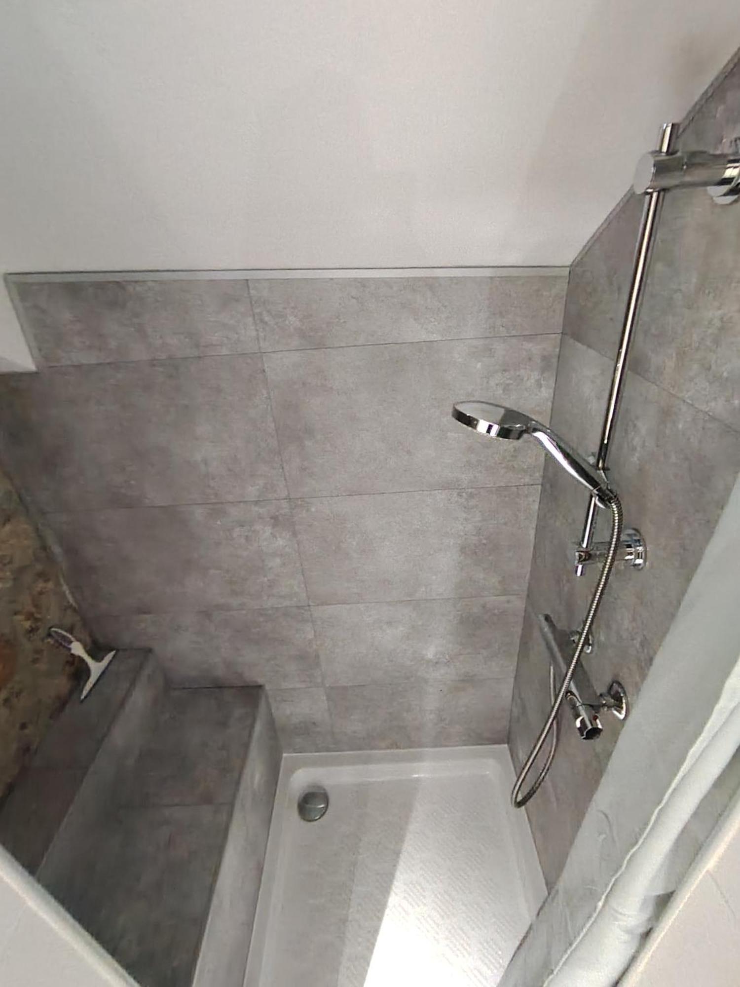 35M2, Luminous Loft Close To The Beach วีลล์ฟรองซ์-ซูร์-แมร์ ภายนอก รูปภาพ